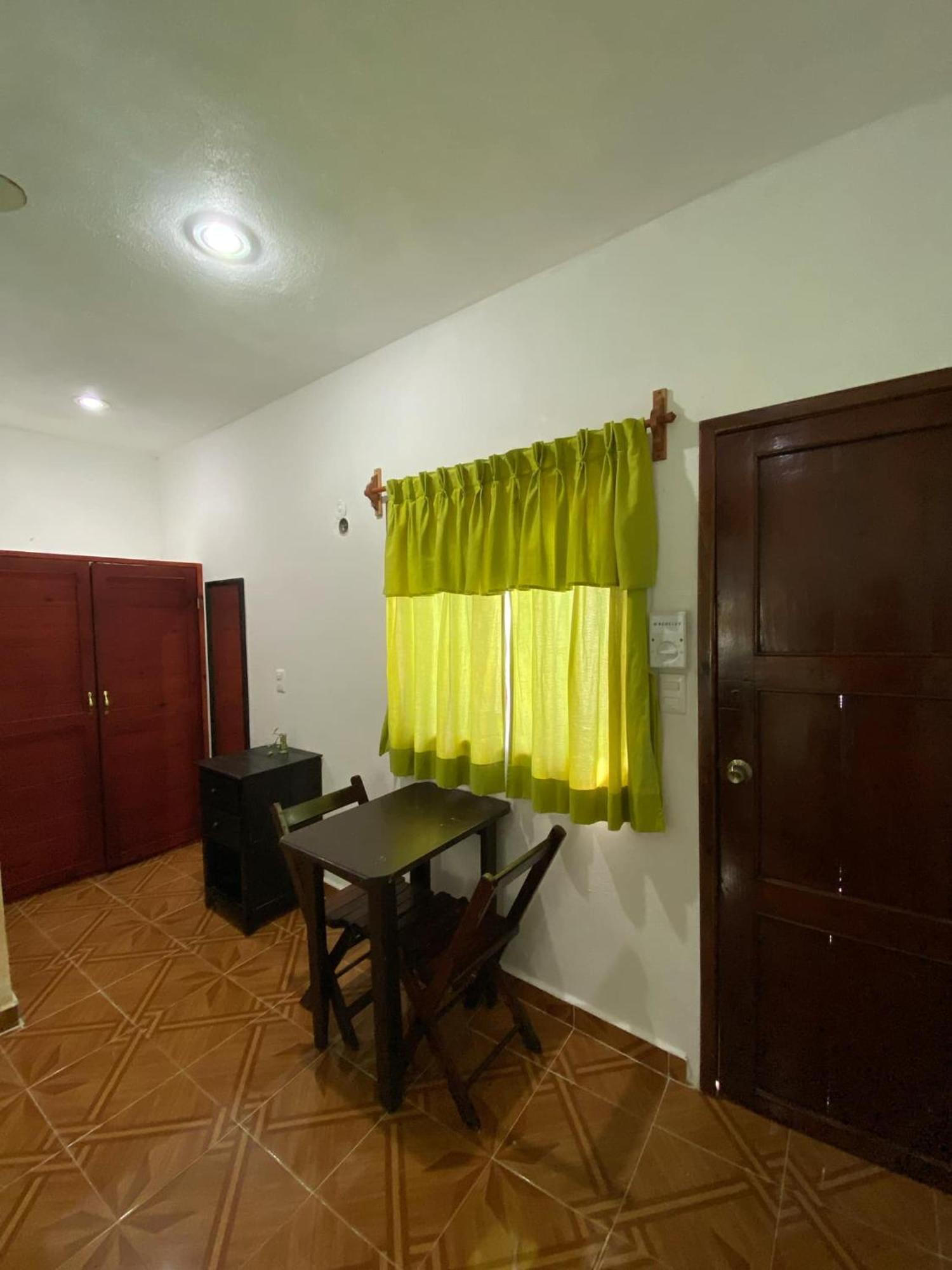 Casa Victor Avila Остров Холбокс Экстерьер фото